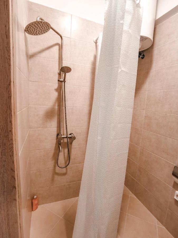 Tip Top Apartment Chalkís Dış mekan fotoğraf