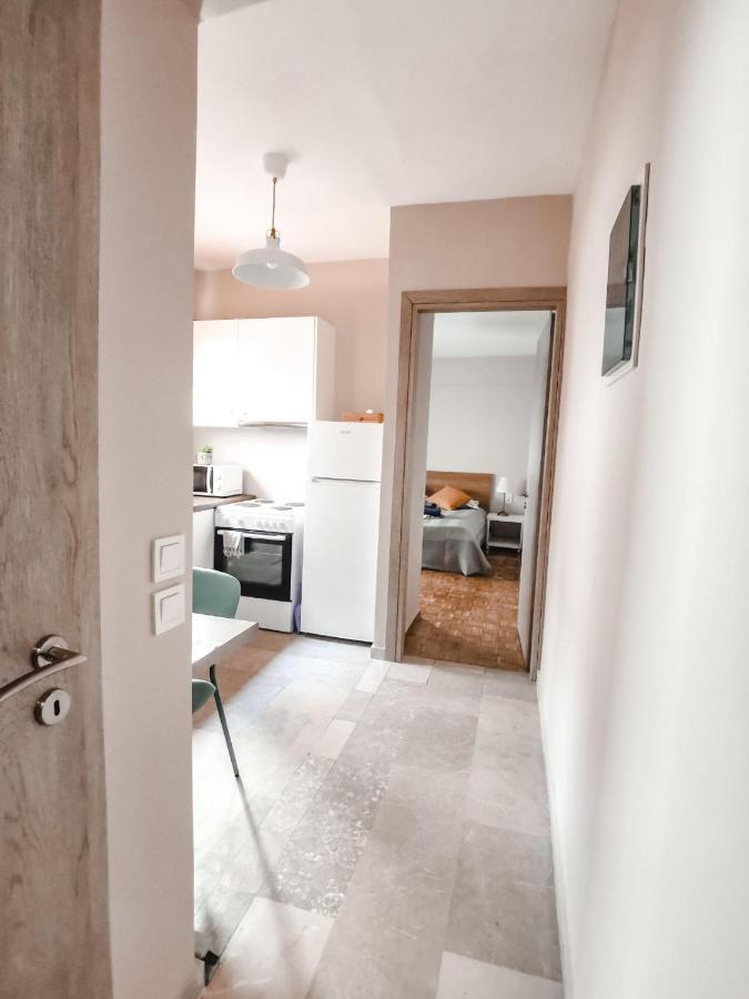 Tip Top Apartment Chalkís Dış mekan fotoğraf