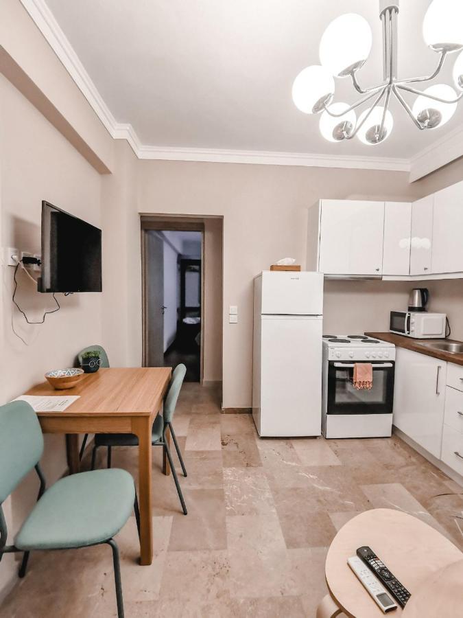 Tip Top Apartment Chalkís Dış mekan fotoğraf