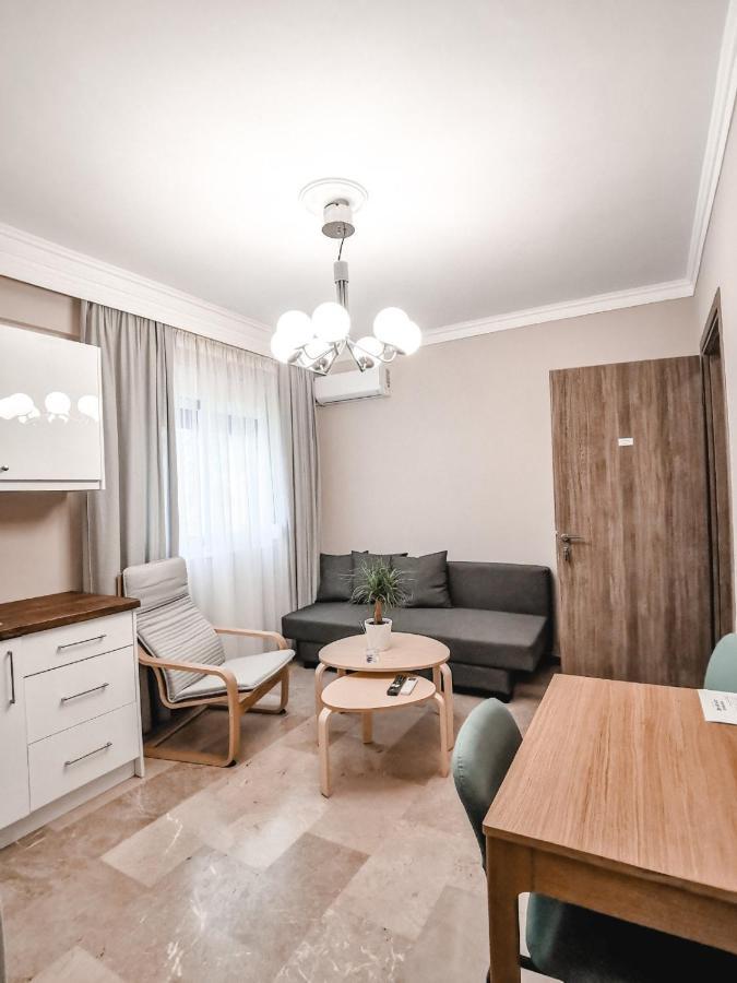 Tip Top Apartment Chalkís Dış mekan fotoğraf